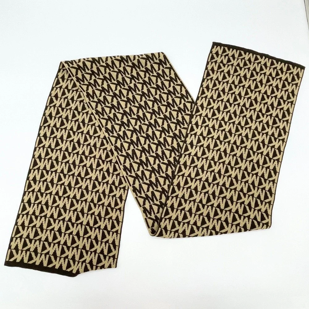 Michael Kors Knit Scarf Preppy Monogram Logo Clean Girl Contemporary Urban Luxe - Picture 3 of 8